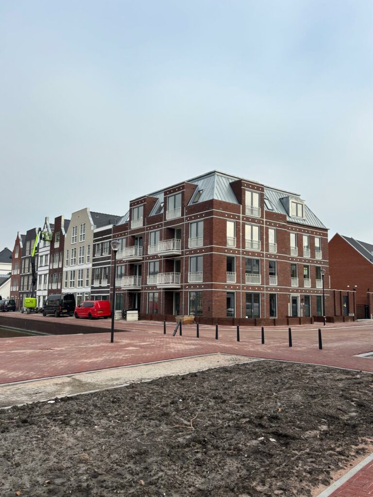 Project Weesp | Elshof Metaaldak is dé specialist in hoogwaardige metalen dak- en gevelbekleding