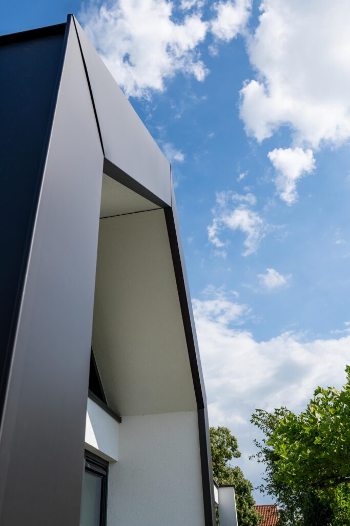 Project wapenveld | Elshof Metaaldak is dé specialist in hoogwaardige metalen dak- en gevelbekleding