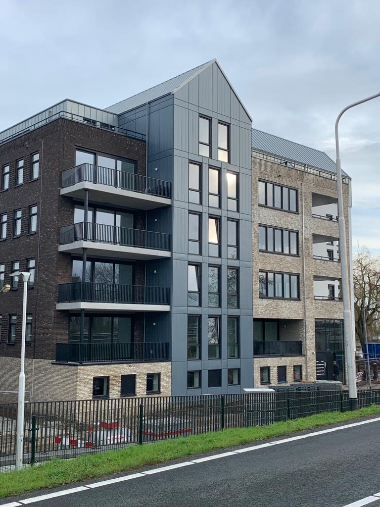 Project Uithoorn | Elshof Metaaldak is dé specialist in hoogwaardige metalen dak- en gevelbekleding