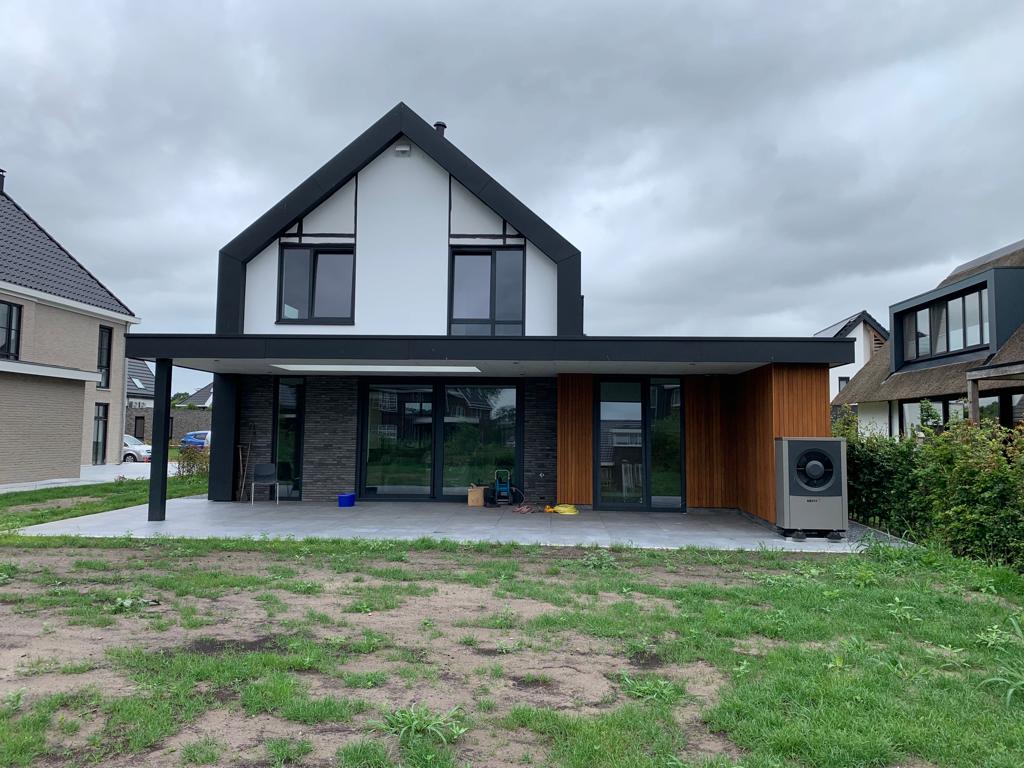 Project Raalte | Elshof Metaaldak is dé specialist in hoogwaardige metalen dak- en gevelbekleding